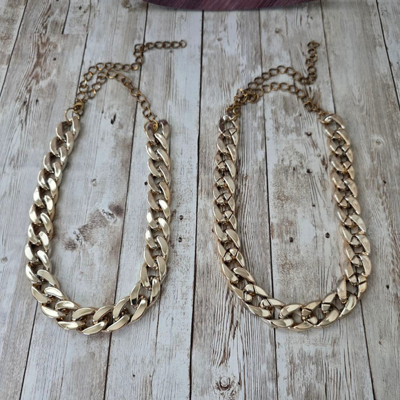 Two Gold Color Chain Necklaces - Picture 1 of 5